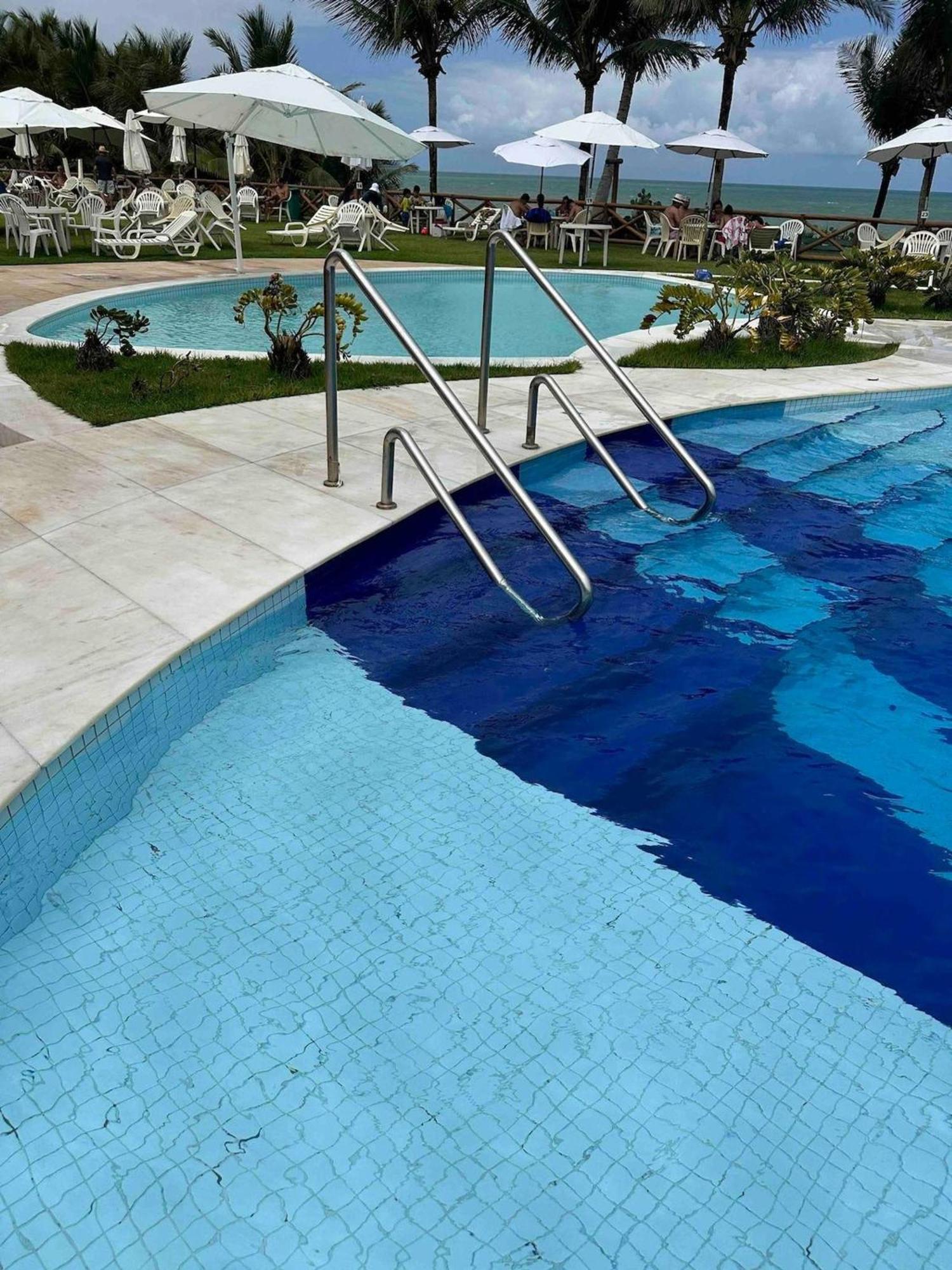 Flat Guarajuba 4 Quartos Terreo A Beira Mar - Pe Na Areia - Governanca Com Arrumadeira E Wi Fi Inclusos Camassari Extérieur photo